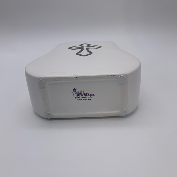 Vintage Christmas FTD Faithful Blessings Bust Shape 7” Vase With Silver Cross - Picture 11 of 12